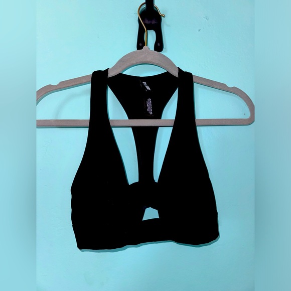 PINK Sports Bra in Black - Worn twice : Size M - Picture 2 of 3